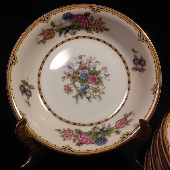 7 Vintage Noritake Dessert Bowls in Elysian 10in Gold Trim - Picture 15 of 16